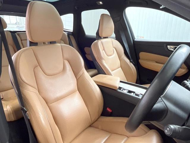 Volvo XC60 2017 (2)