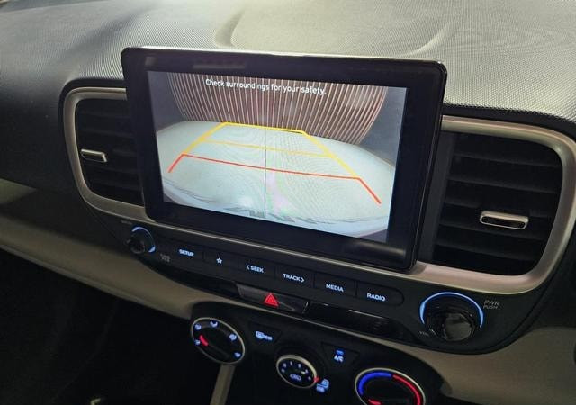Hyundai Venue 2021 (6)