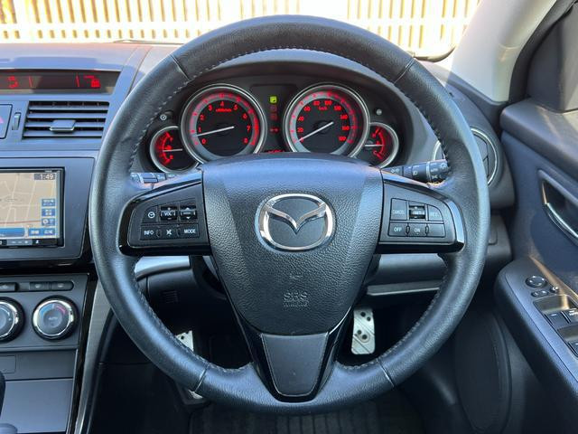 Mazda Atenza 2011 (5)