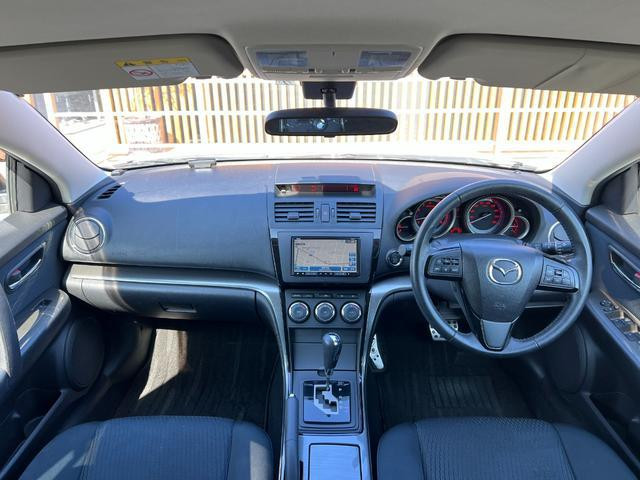 Mazda Atenza 2011 (4)