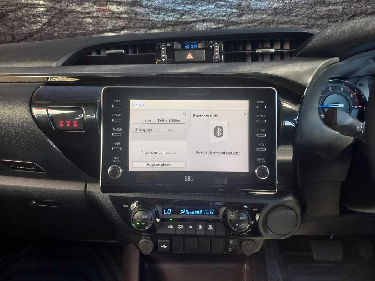 Toyota Hilux 2026 (6)