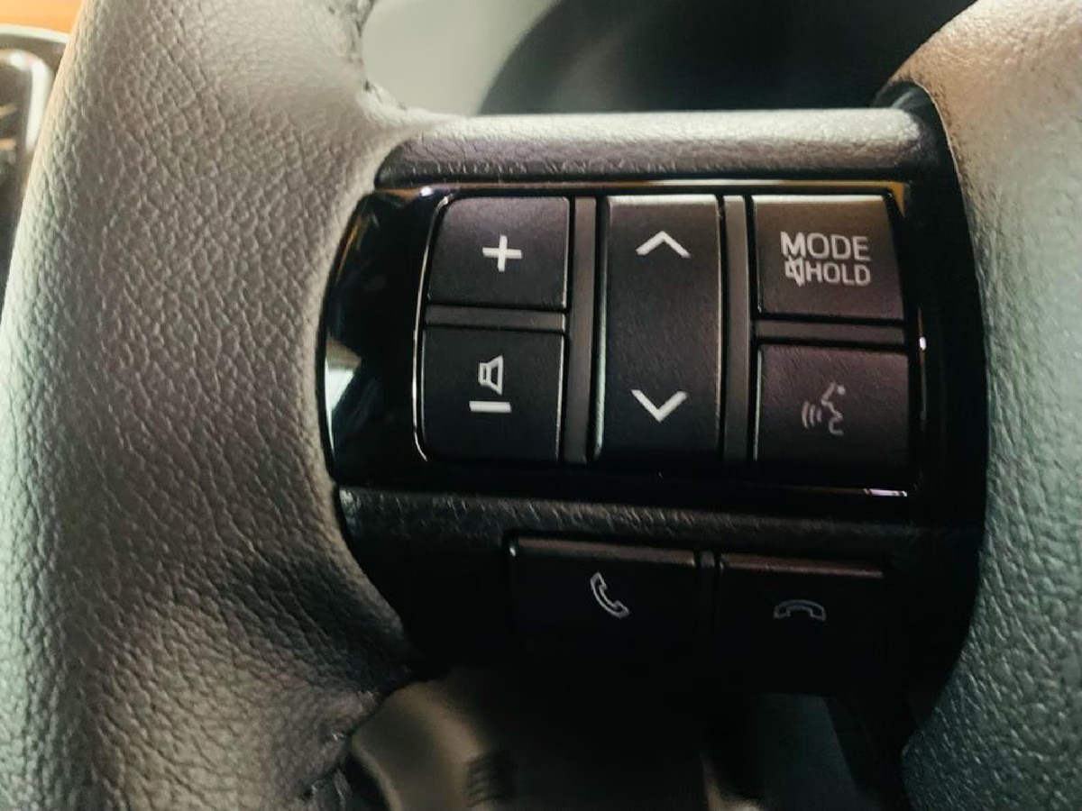 Toyota Hilux 2026 (7)
