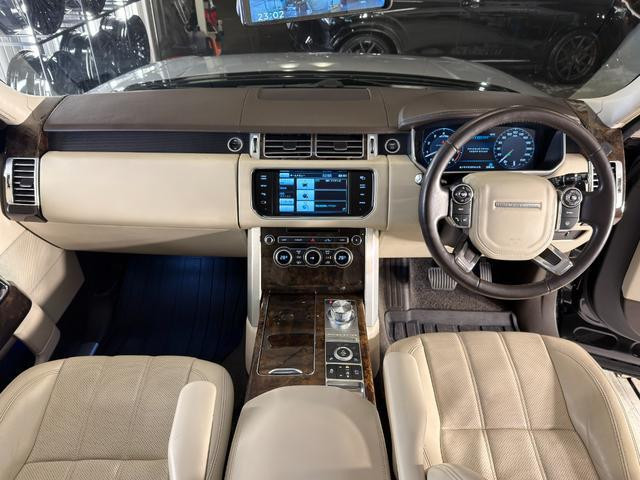 Land Rover Range Rover 2012 (9)