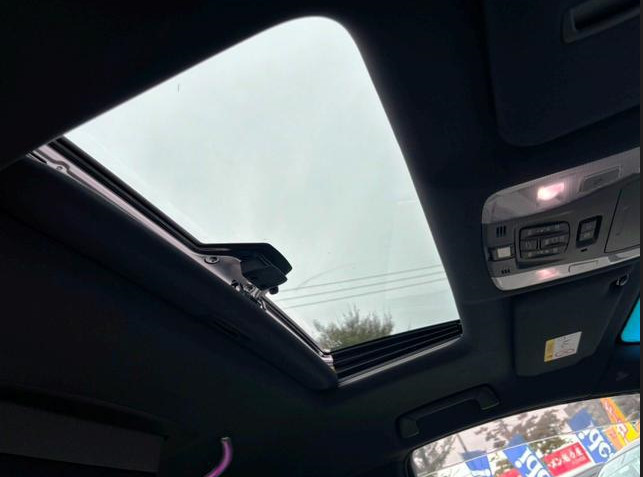 Toyota Vellfire 2018 (3)