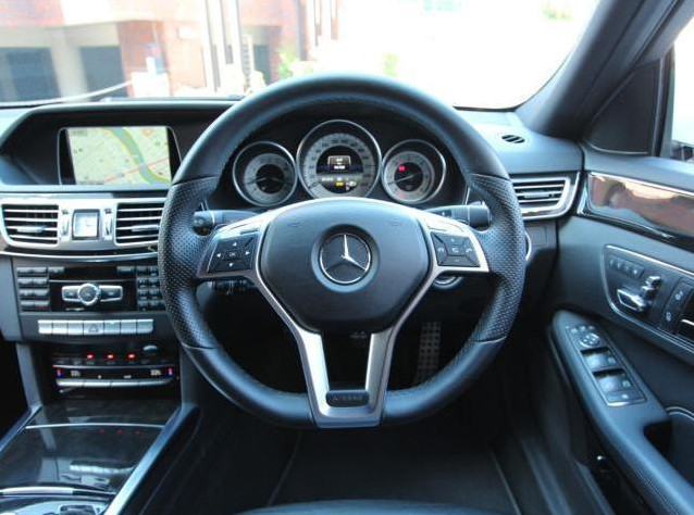 Mercedes-Benz E350 2013 (8)