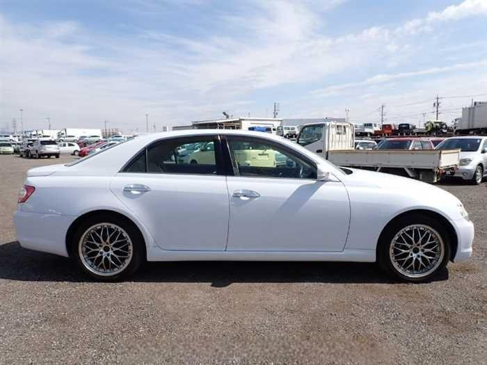 Toyota Mark X 2008 (3)