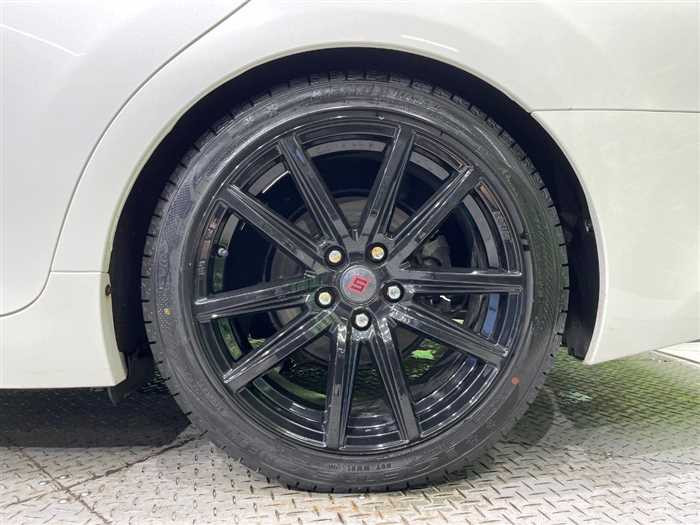 Toyota Mark X 2015 (5)