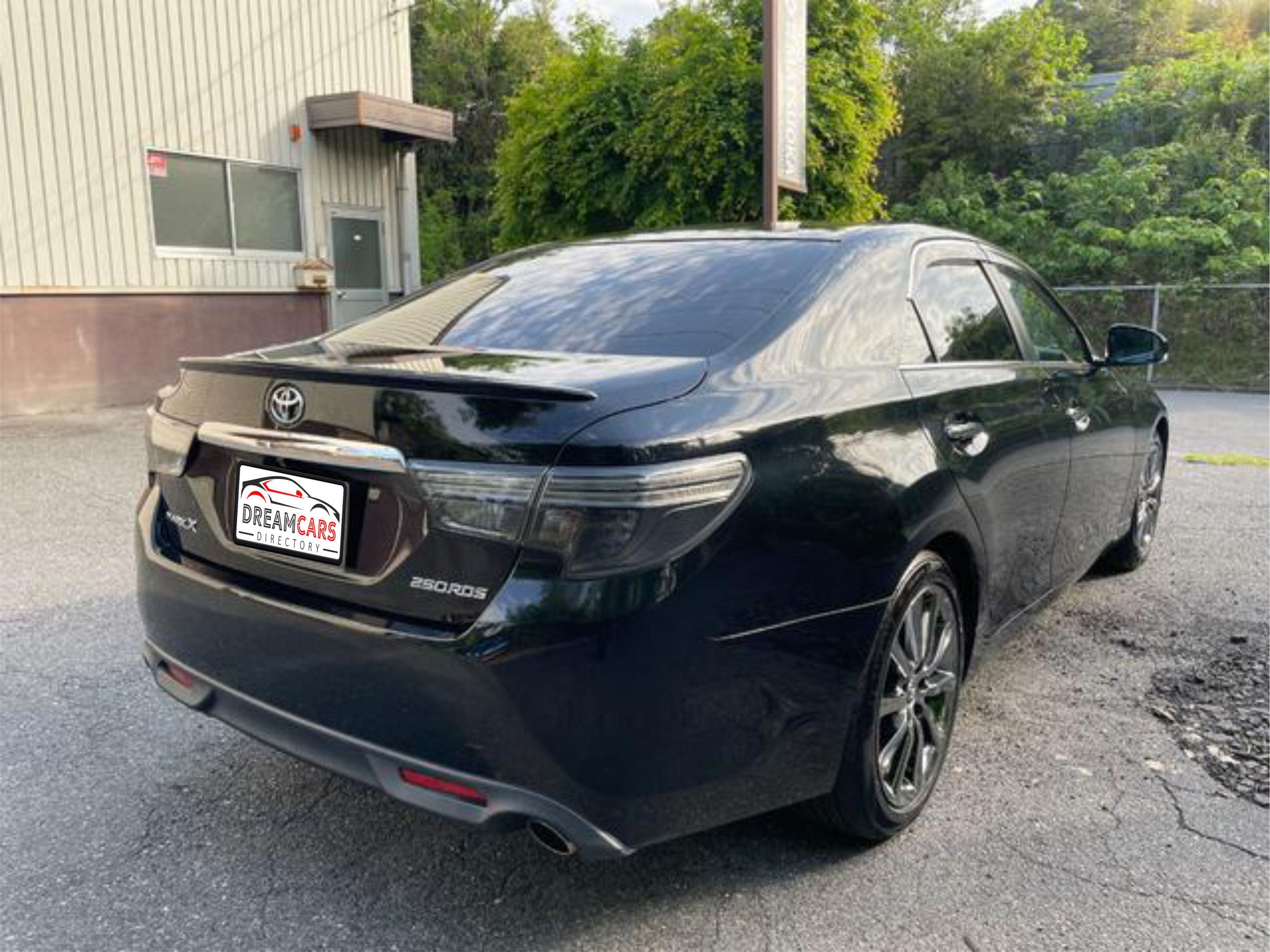 Toyota Mark X 2017 (2)