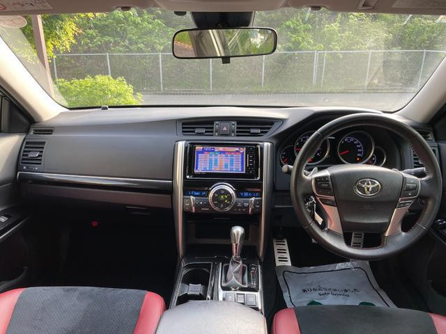 Toyota Mark X 2017 (8)