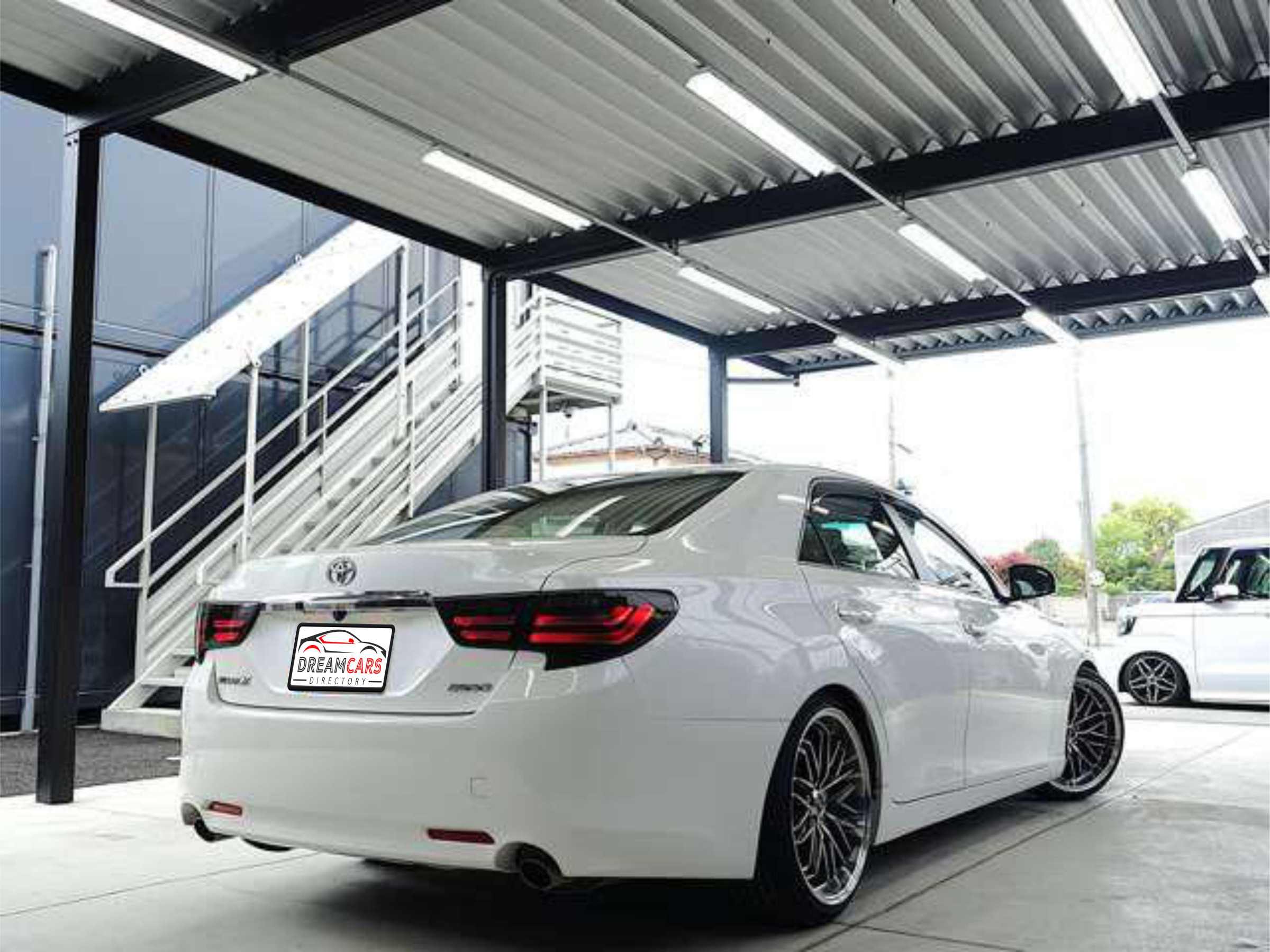 Toyota Mark X 2010 (2)