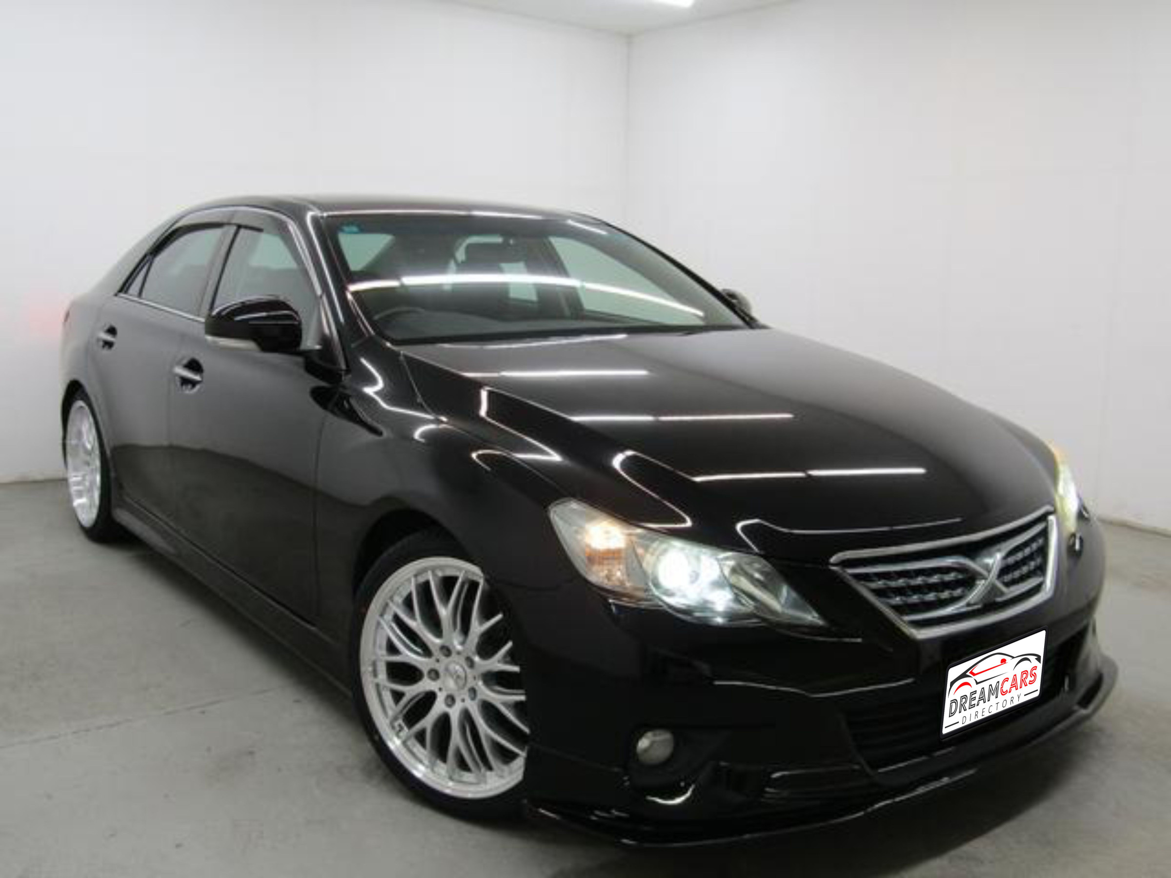 Toyota Mark X 2010