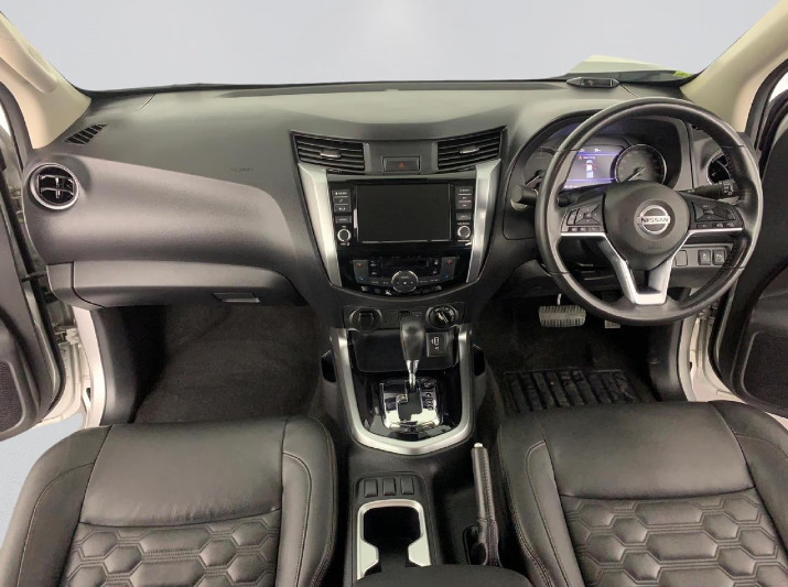 Nissan Navara 2022 (6)