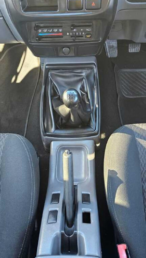 Nissan NP300 2019 (8)