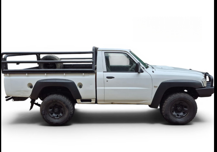 Nissan Patrol 2016 (2)