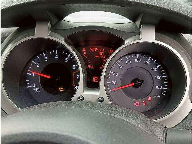 Nissan Juke 2012 (4)