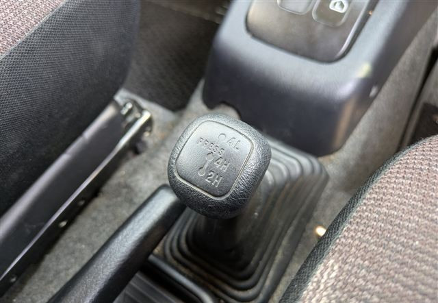 Mitsubishi Pajero Mini 2011 (7)