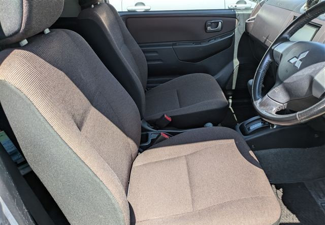 Mitsubishi Pajero Mini 2011 (4)
