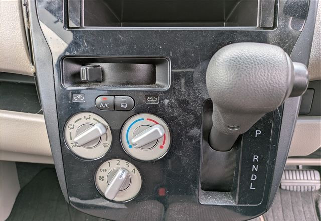 Mitsubishi eK Wagon 2016 (7)