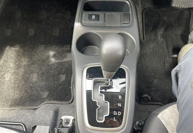 Mitsubishi Mirage 2019 (8)