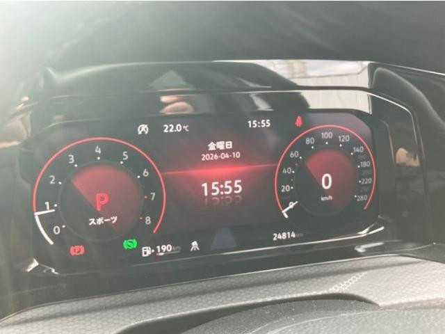 Volkswagen Golf 8 2022 (7)