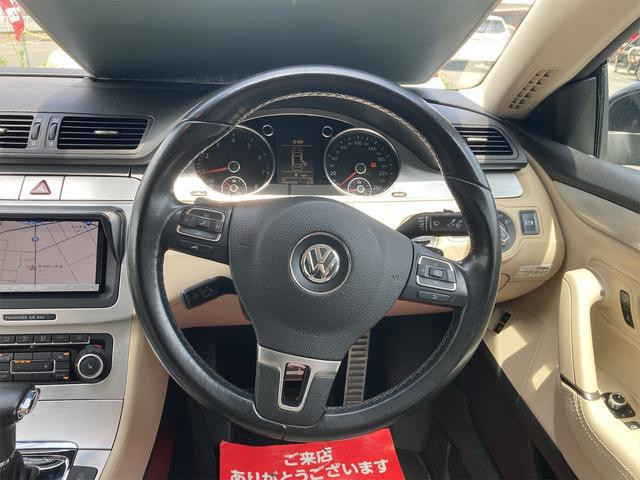 Volkswagen Passat CC 2009 (4)