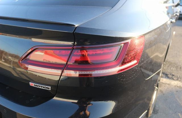 Volkswagen Arteon 2018 (8)