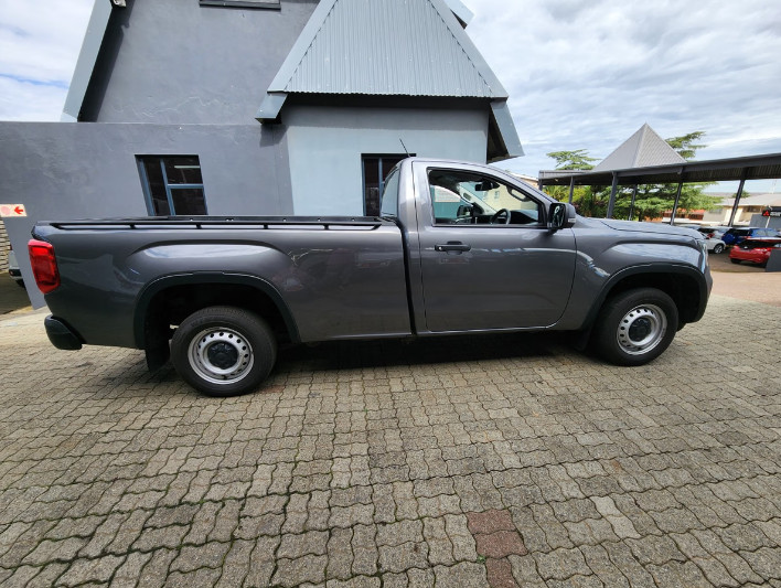 Volkswagen Amarok 2023 (3)