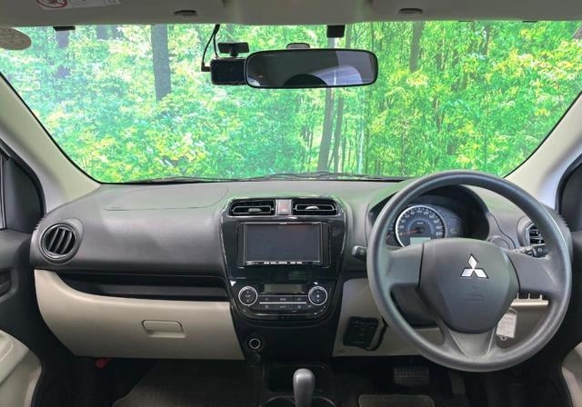 Mitsubishi Mirage 2012 (4)