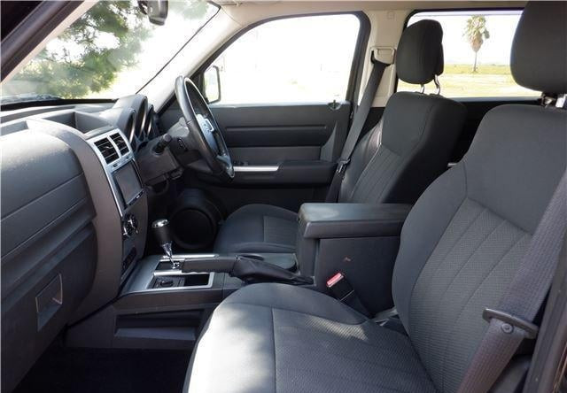 Dodge Nitro 2011 (5)