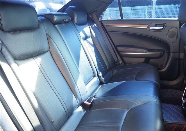 Chrysler 300C 2013 (10)
