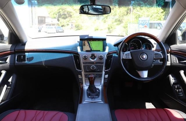 Cadillac CTS 2011 (8)