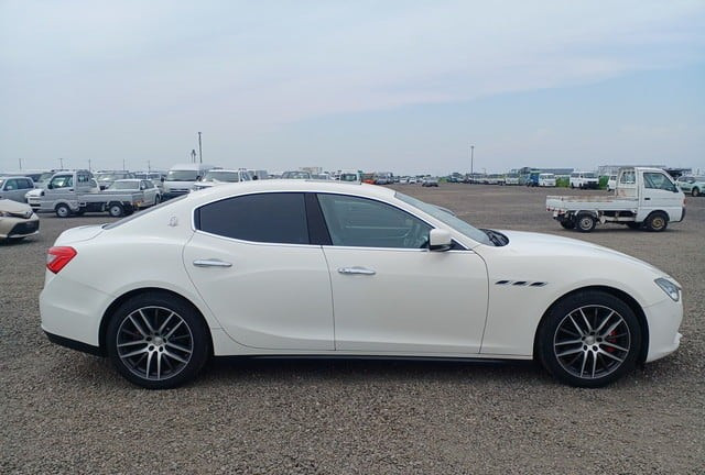 Maserati Ghibli 2016 (2)