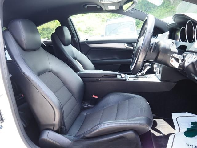 Mercedes-Benz C180 2012 (6)