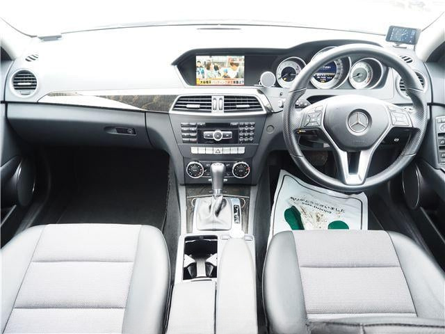 Mercedes-Benz C180 2013 (6)
