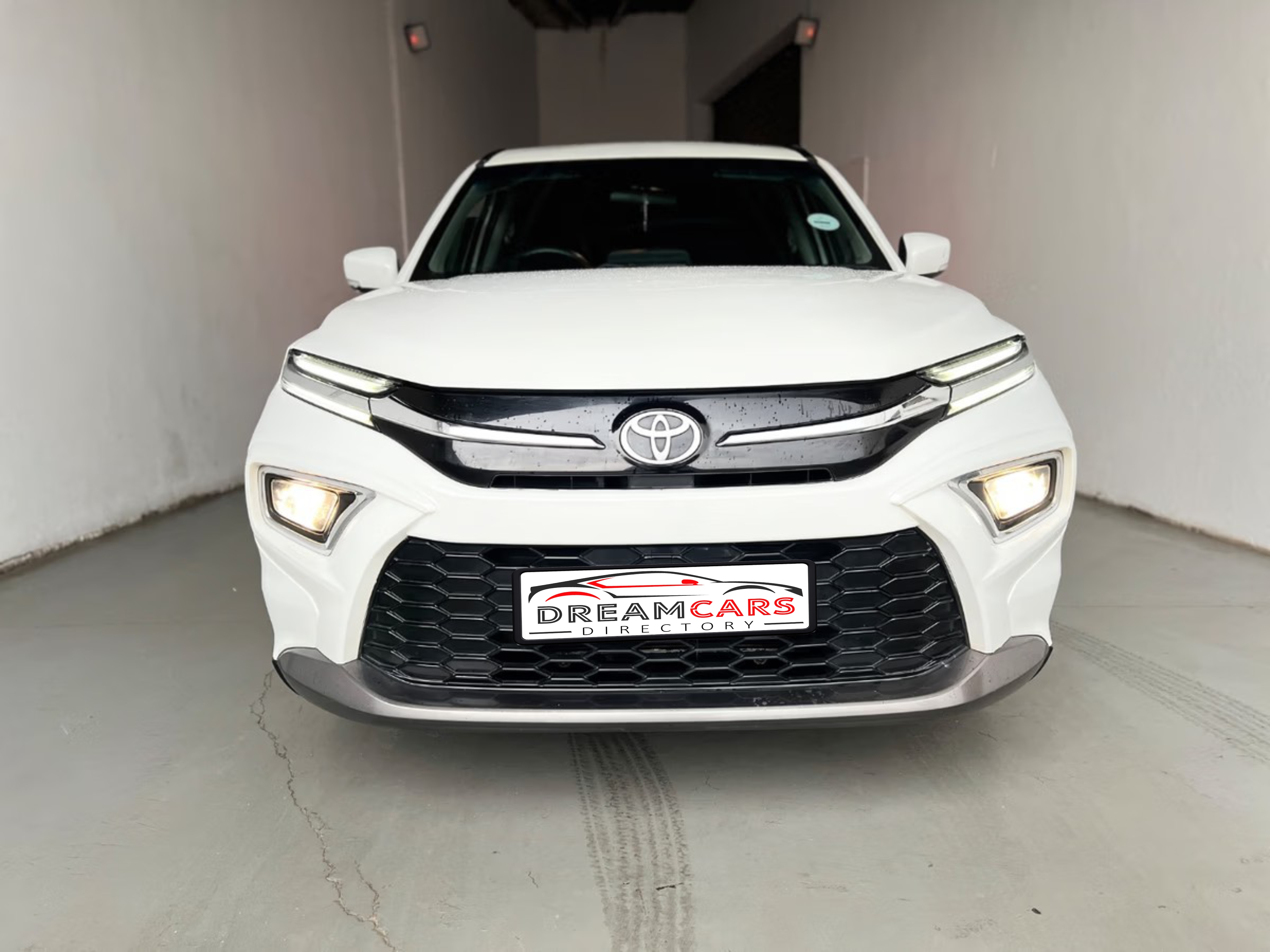 Toyota Urban Cruiser 2024 (2)